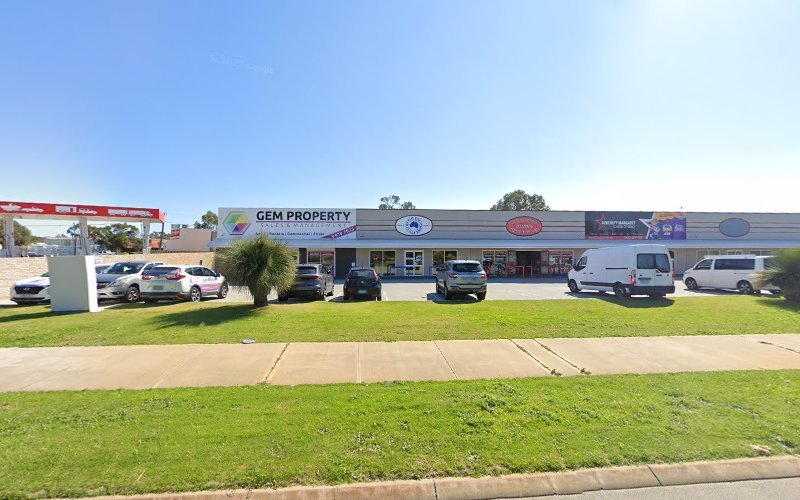 Laundromat in Rockingham