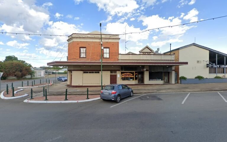 Sunshine Drycleaning & Laundry Services - laundromat in Narrandera