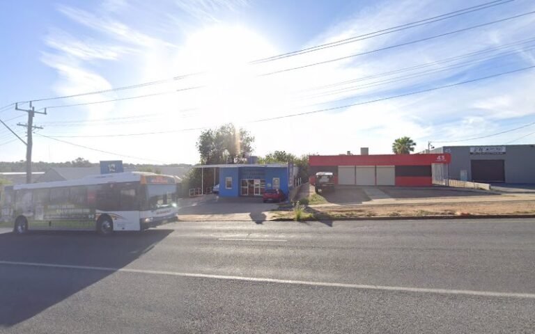 Kooringal Dry Cleaners - laundromat in Wagga Wagga
