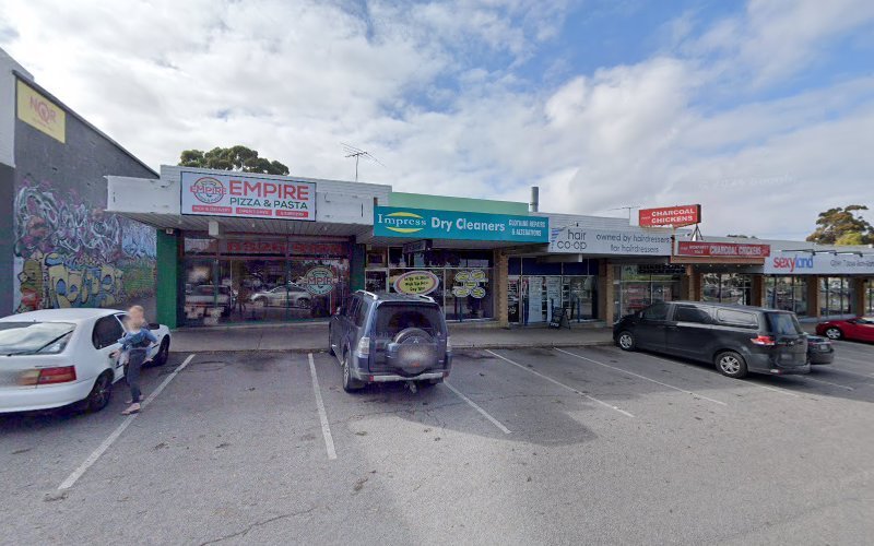 Dry cleaner in Morphett Vale
