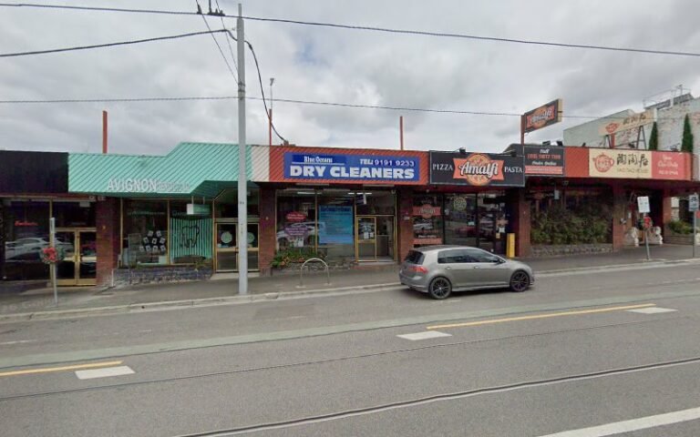 BLUE OCEANS Dry Cleaners - laundromat in Hawthorn