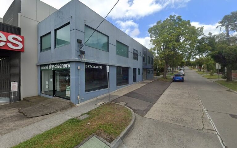 Camberwell DRY Cleaners - laundromat in Camberwell