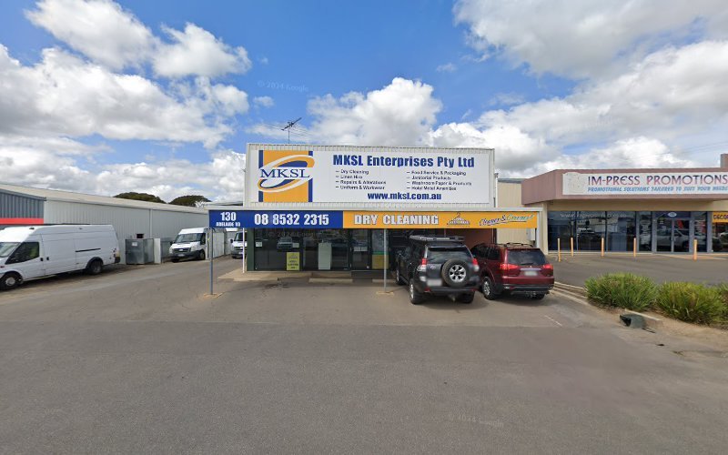 Dry cleaner in Murray Bridge