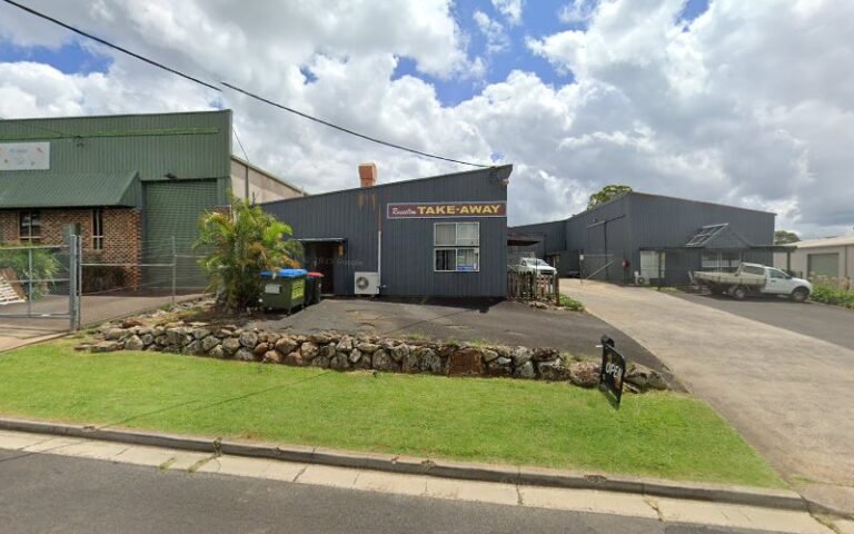 Russellton Industrial Estate - laundromat in Alstonville
