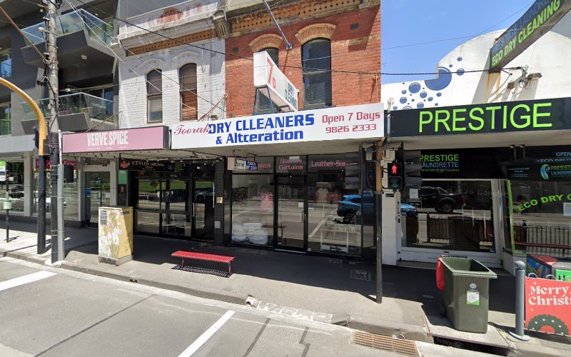 Dry cleaner in South Yarra
