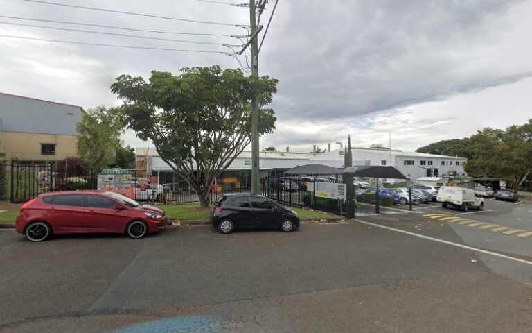 McKay Services QLD - laundromat in Salisbury