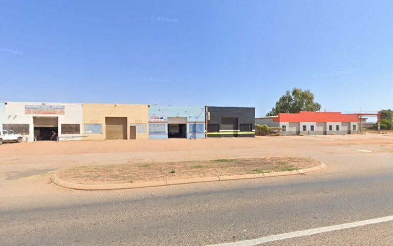Carnarvon Cleaners Pty Ltd - laundromat in East Carnarvon