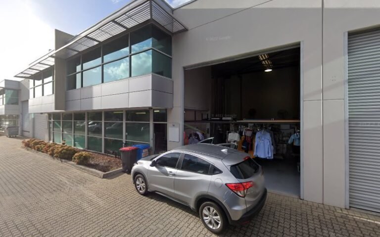 Impress Laundry Dry Cleaners Banksmeadow - laundromat in Banksmeadow