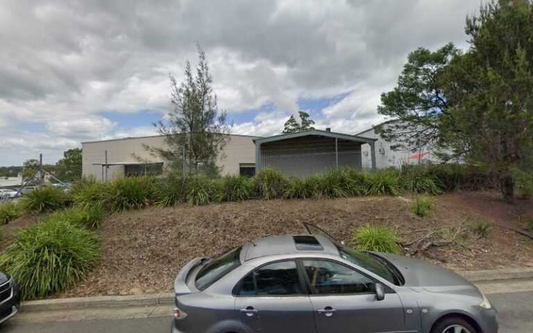 Ensign - laundromat in Somersby