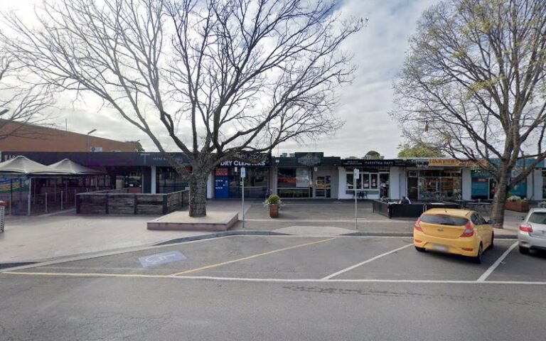 TEXTILE RESTORATION - laundromat in Sunbury
