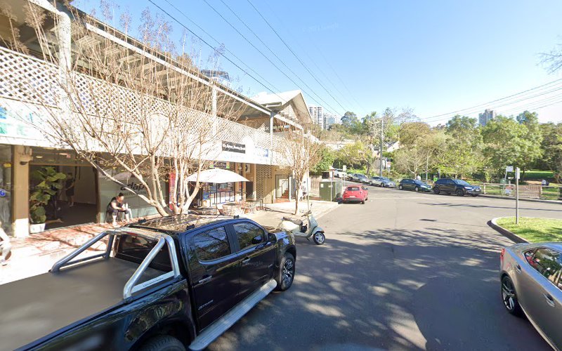 Dry cleaner in North Sydney