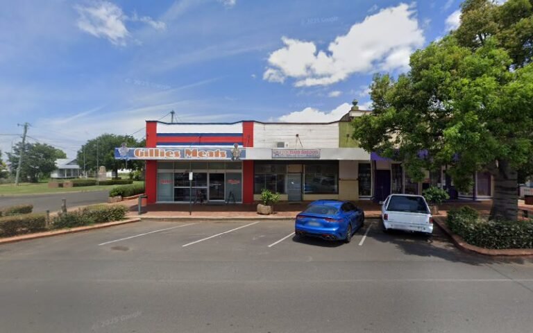 Mud & Suds Laundromat - laundromat in Clifton