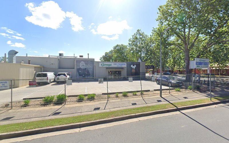 Dry cleaner in Albury