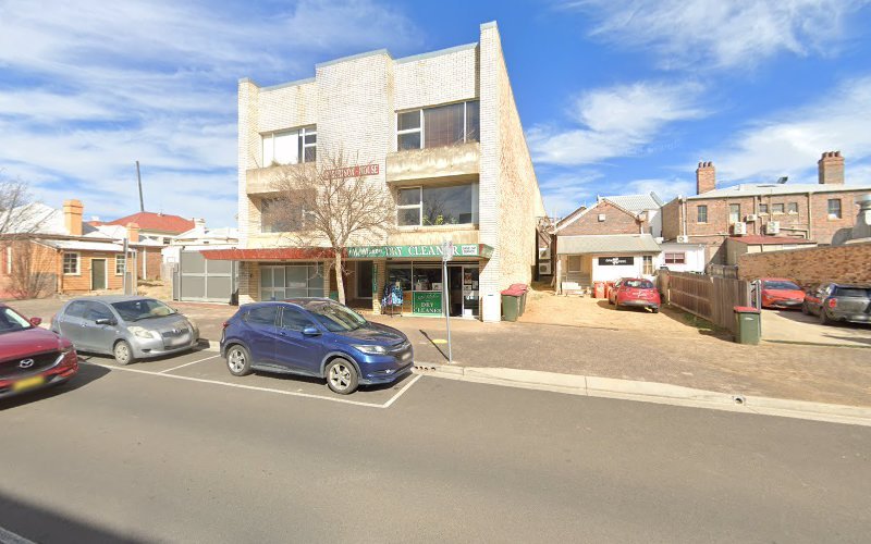 Dry cleaner in Armidale