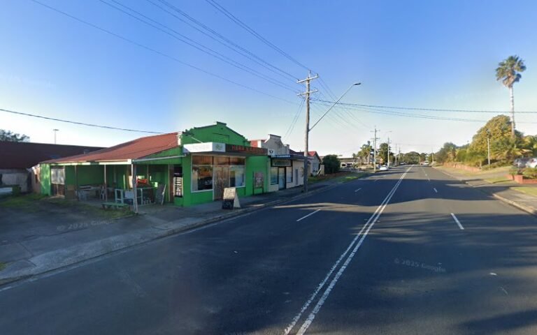 Moderne Dry Cleaners - laundromat in Corrimal
