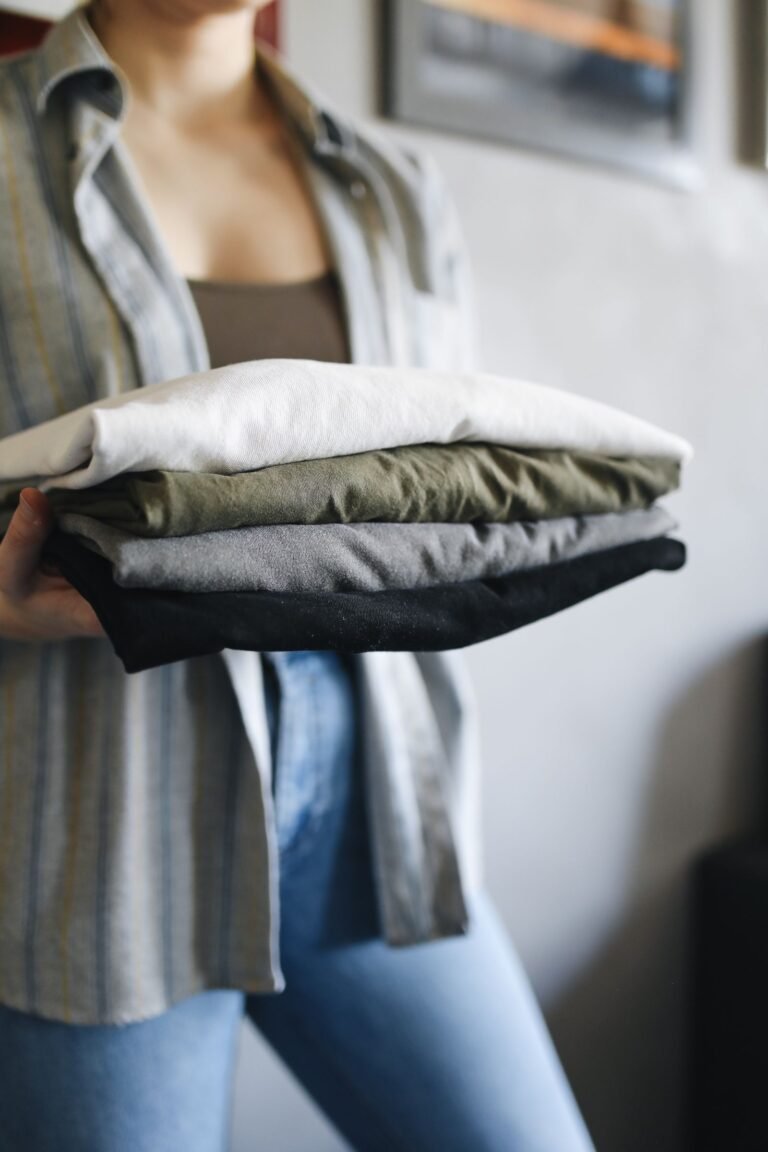 Wash and Fold Pricing in Australia: What You Pay Per Kg (2026)
